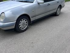 Mercedes-Benz E-Класс