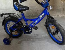 Подаю велосипед 