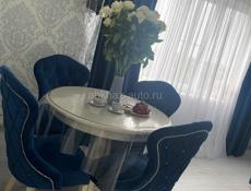 Мебель б/у 4 стула и стол в хорошем состоянии 