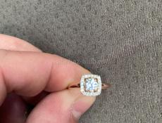 Женское кольцо.