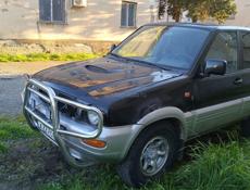 Nissan Terrano II