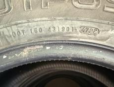 Продам шины Nokian 2022 год 265/75R17