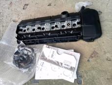 Моторная  клапанная крышка от ама 2 ванусный 