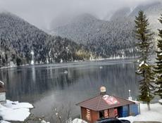 Сдаётся 2х комнатная квартира на Мачарке 