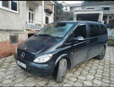 Mercedes-Benz Viano