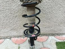 Амортизатор на Вокси 