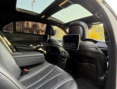 Mercedes-Benz S-Класс