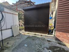 Сдается точка в центре Гагры ! 