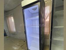 Холодильники витриные 