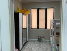 У Моря на Маяке на против свадебного зала Дельмар , 