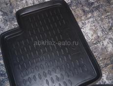 Коврики  на пол 