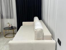 ПРОДАЕТСЯ ДИВАН С ДВУМЯ КРЕСЛАМИ 