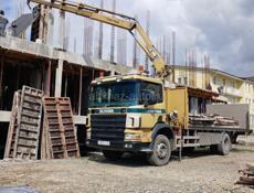 Манипулятор перевозка грузов 