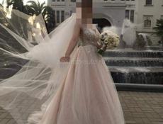 Продается свадебное платье + фата