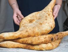 Требуется Лавашник Пекарь. 