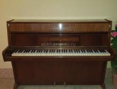 Пианино WEINBACH 