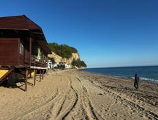 Кафе летнее задаётся в аренду до конца лета