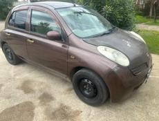 Nissan March