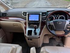 Тойота Валфаер 3.5 и тд 