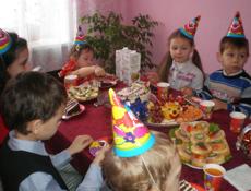 Требуется няня ... С проживанием 