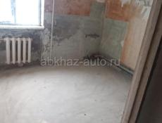 Продается квартира. 3 раздельные комнаты.