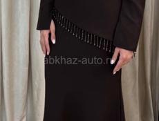 Продам нарядный костюм(с юбкой)