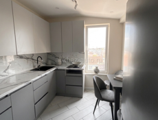 Большая квартира с возможностью переделать под 2-3 квартиры 