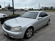 Mercedes-Benz 200-Series