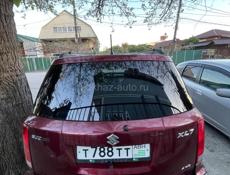 Suzuki XL7