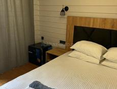 Домики и номера на берегу моря в Пицунде