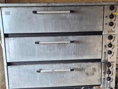 Продаю Печь трех секцоную