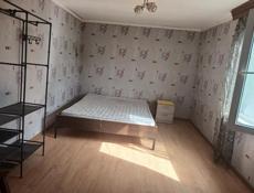  СДАЮ В ГОСТИВОМ ДОЕ КОМНАТУЫ. 