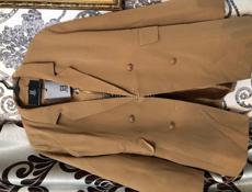 Продам костюмы и пиджак 