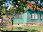 Земельный участок с ветхим строением