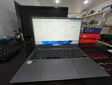 Стильный ноутбук 15.6" на Windows 11 Pro — Отличное состояние!