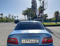 Mitsubishi Carisma