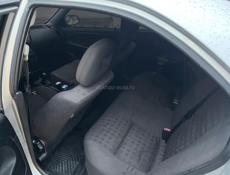 Mitsubishi Carisma