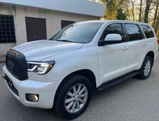 Toyota Sequoia