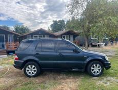 Mercedes-Benz ML