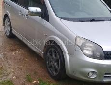 Nissan Lafesta