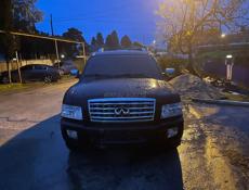 Infiniti QX56