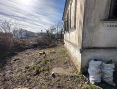 Дом под восстановление на участке 6 соток
