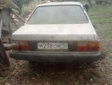 Audi 80