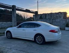 Nissan fuga