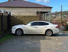 Nissan fuga