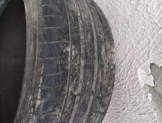 255/40/19