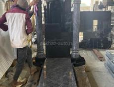 Памятники