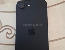 Айфон 16 Е на 128 