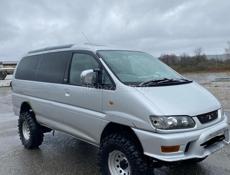 Mitsubishi L 300
