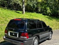 Lexus LX